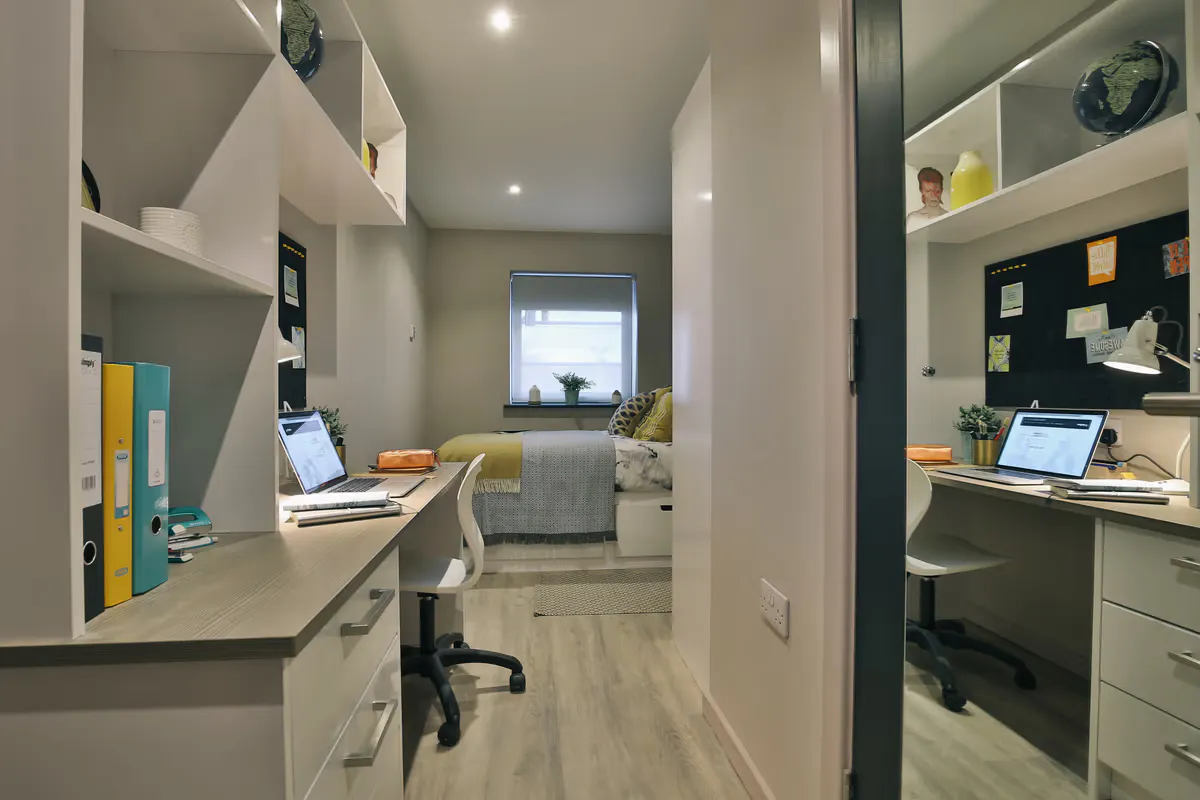 Classic Smaller Studio