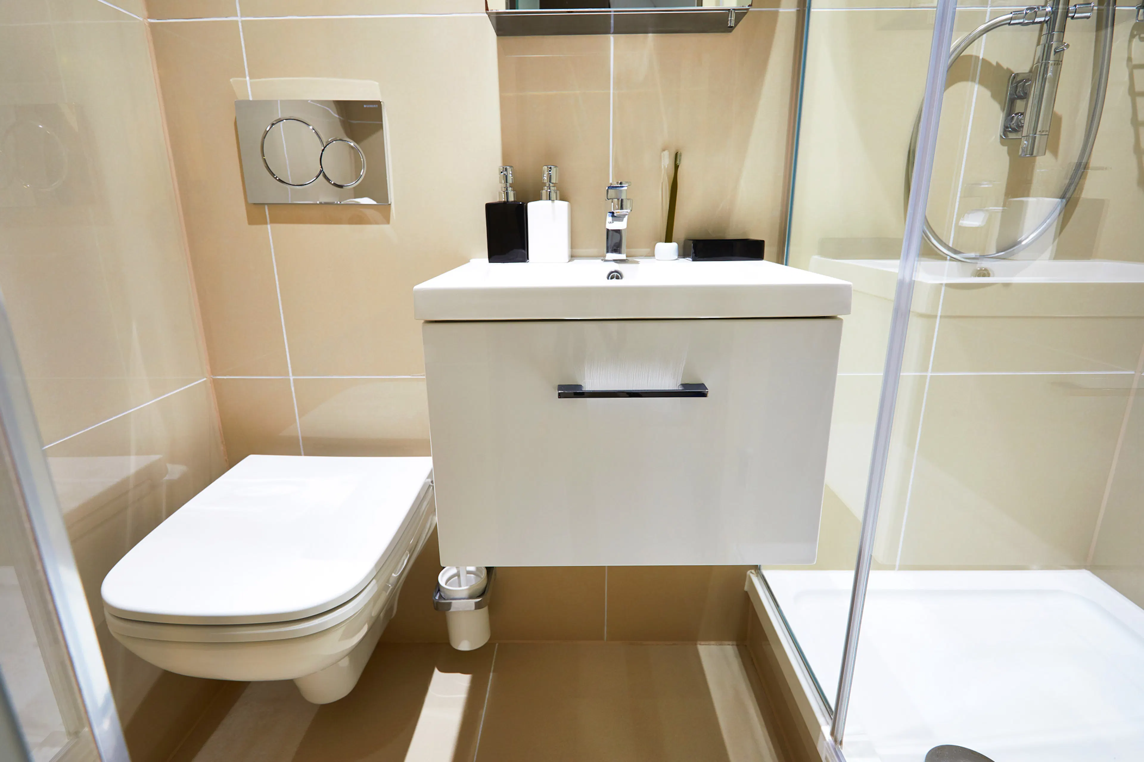 Classic Plus BATHROOM 3