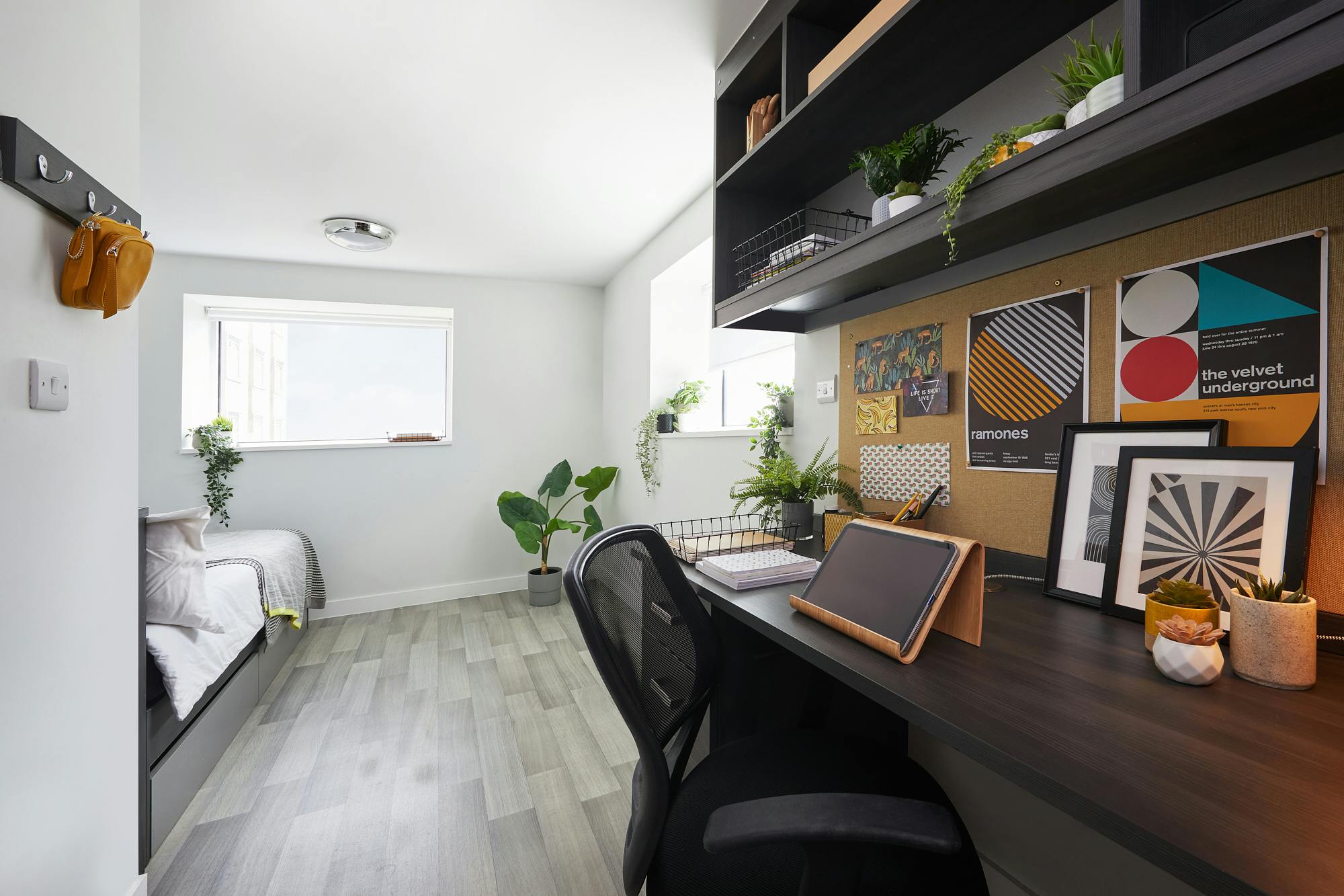 Bronze Studio