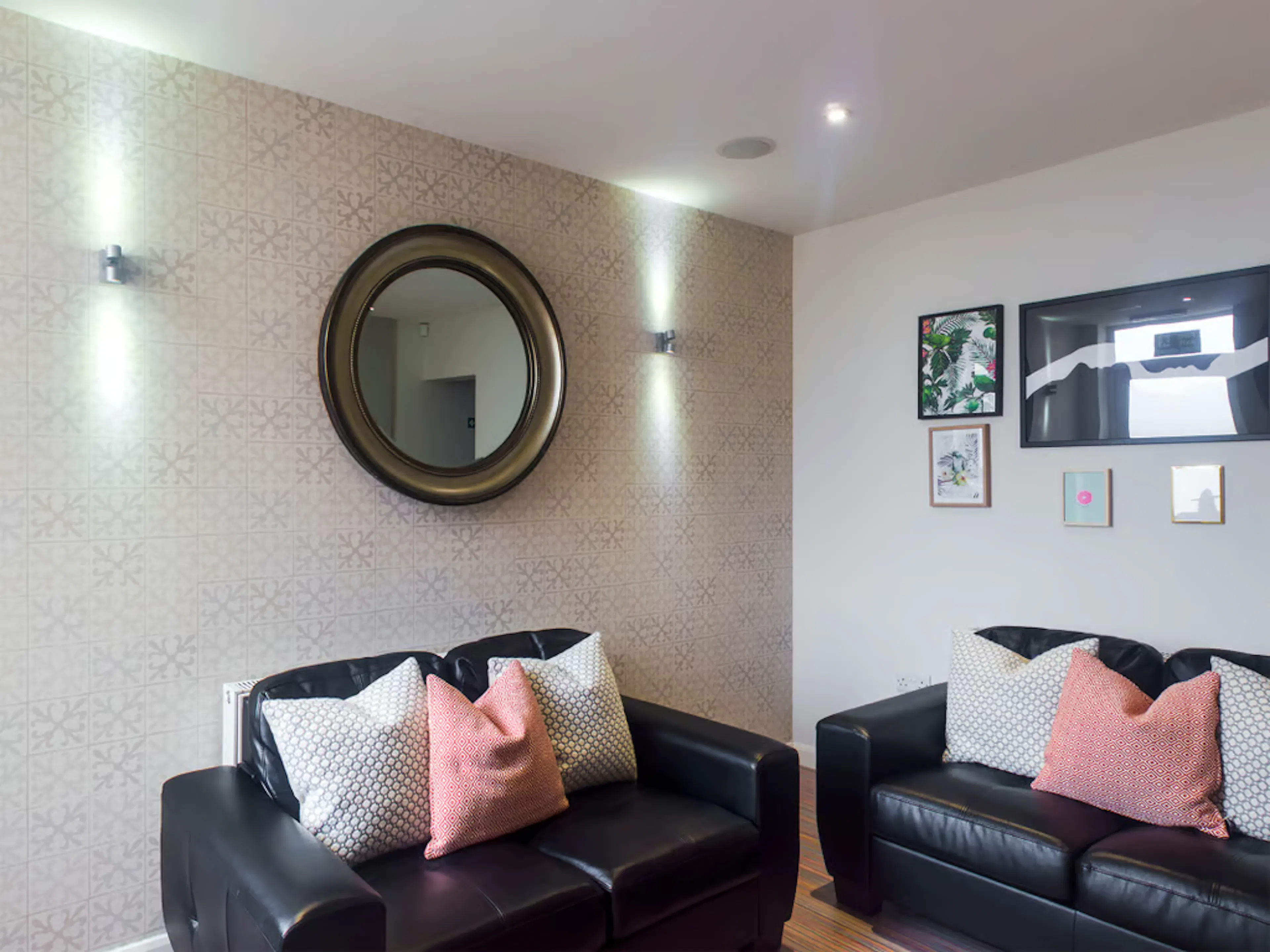 4 Bed Apartment COMMON_AREA 4