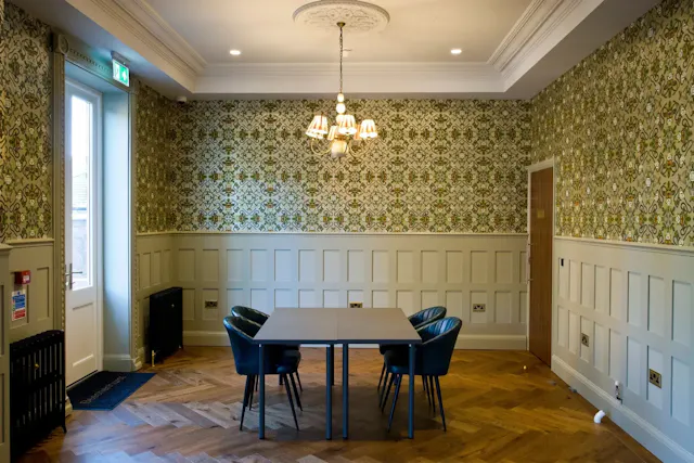 Grande Deluxe Studio room image 1