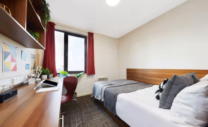 Standard Ensuite Room