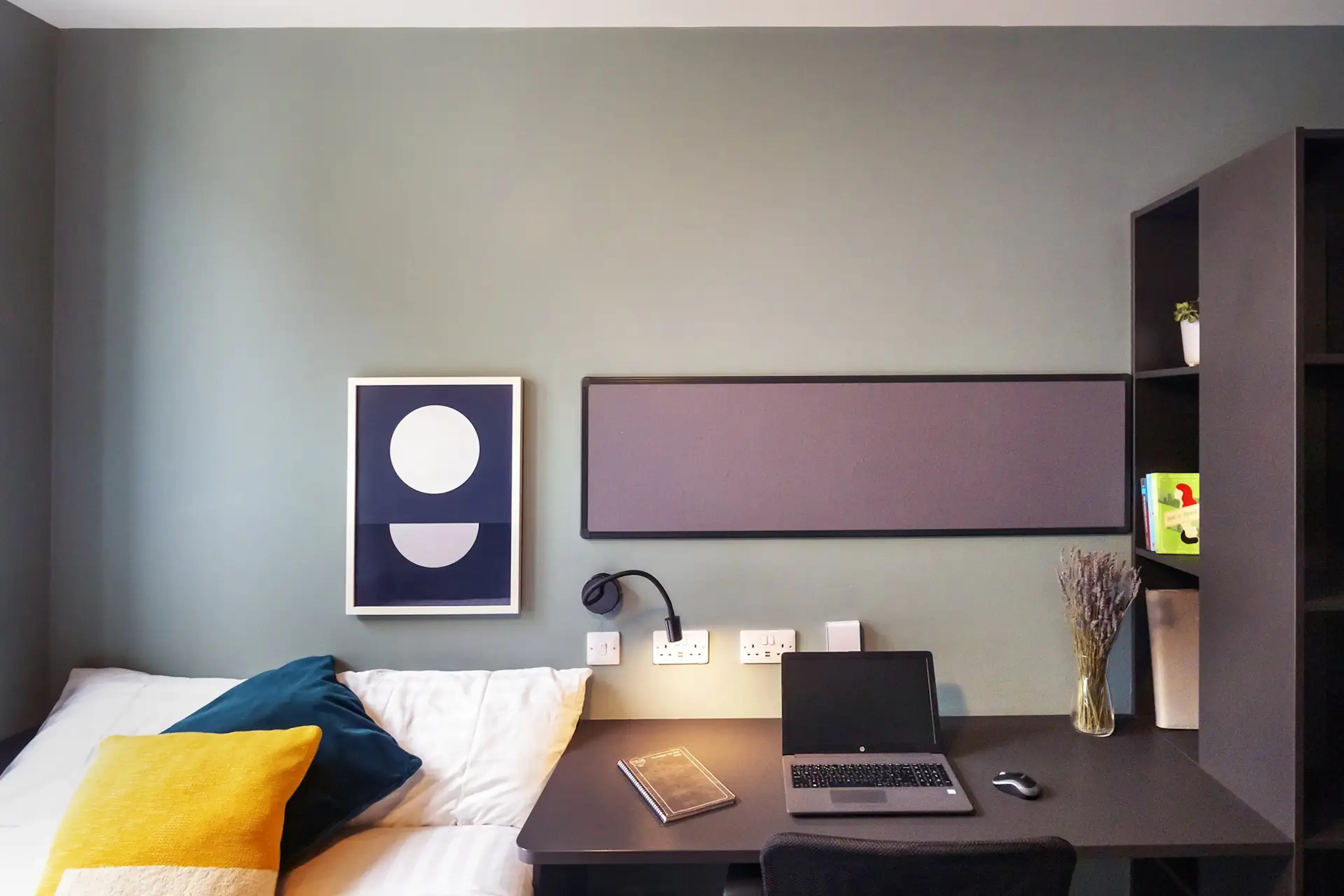 ROOM ROOM 2