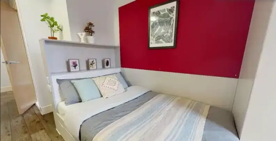 Copper En Suite Plus