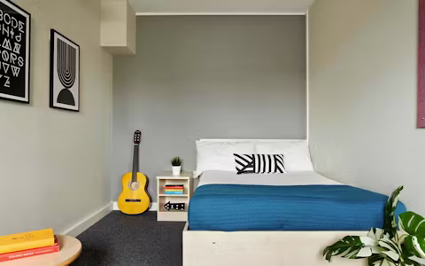 central-quay-sheffield-ROOM