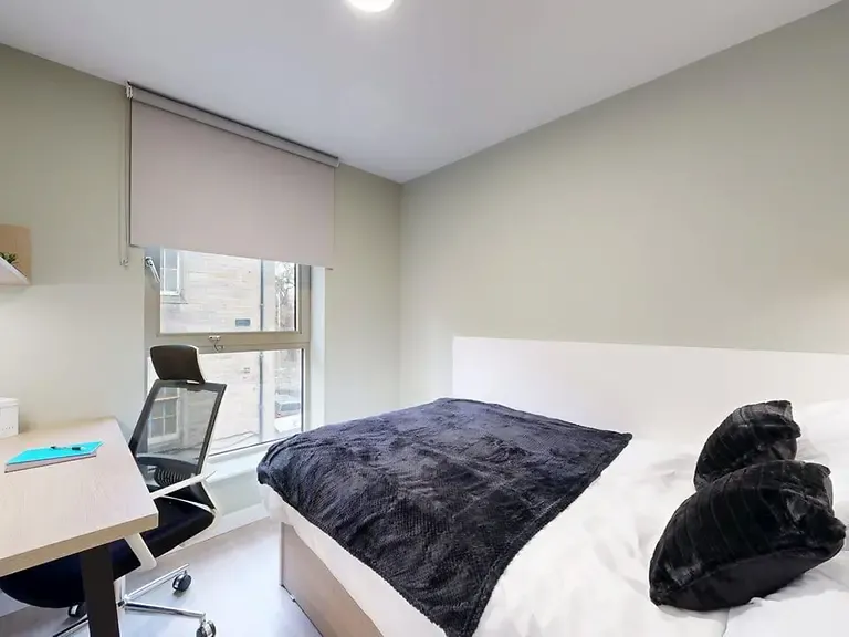 Deluxe Plus En-suite