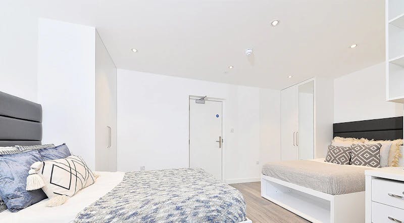 miura-nottingham-Classic Twin Studio