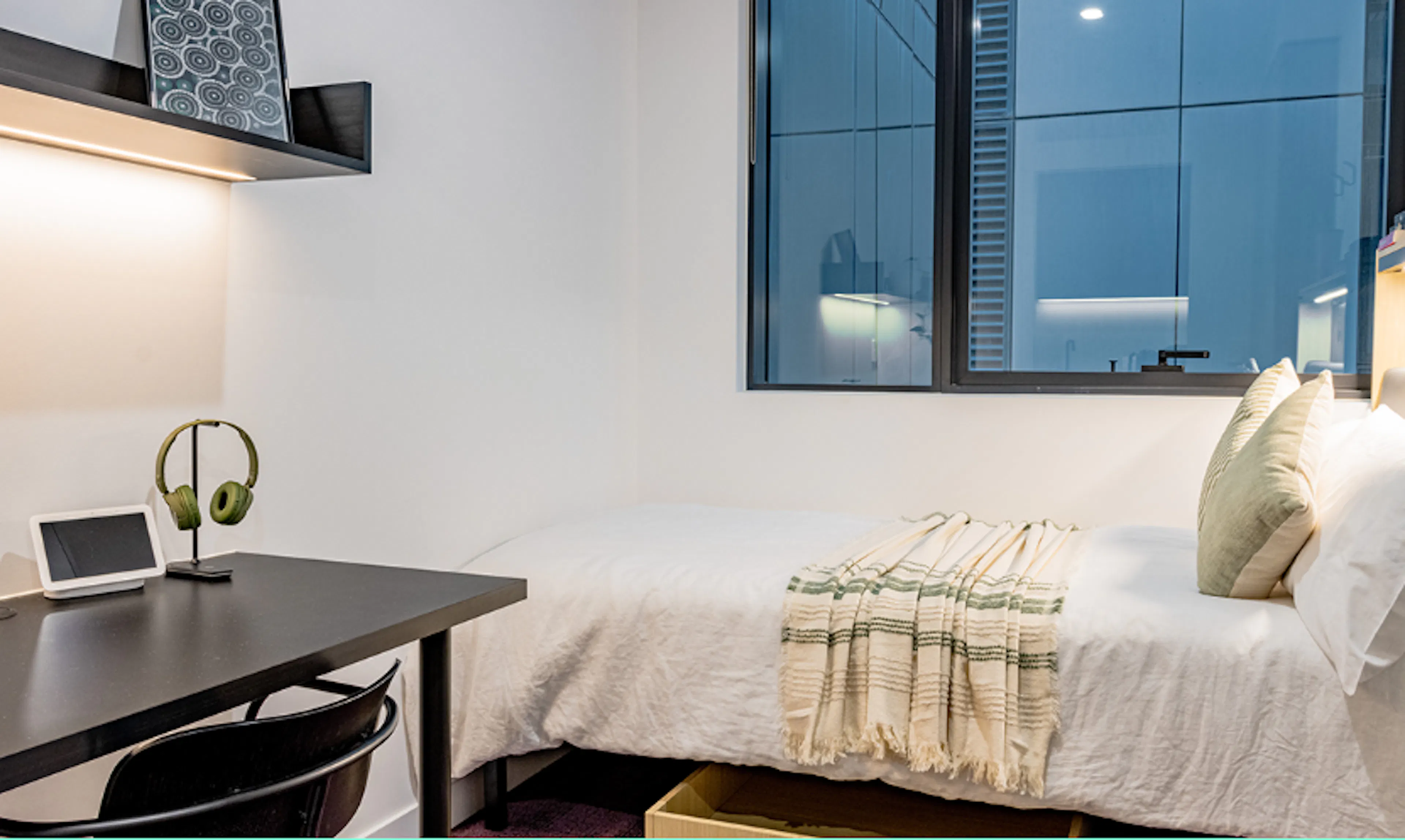 Cosy 2 Bed Apartment ROOM 4
