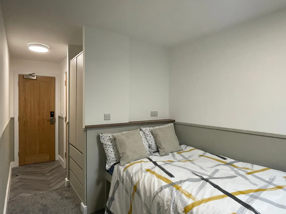3 Bedroom Apartment ROOM