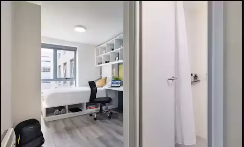 mayor-square-dublin-ROOM