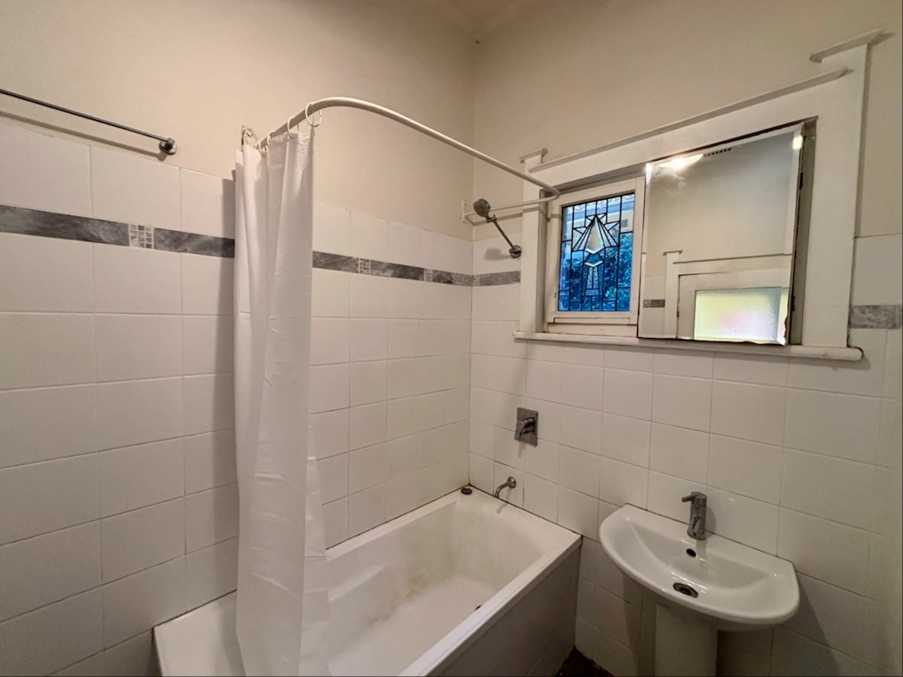 Room 2 BATHROOM 4