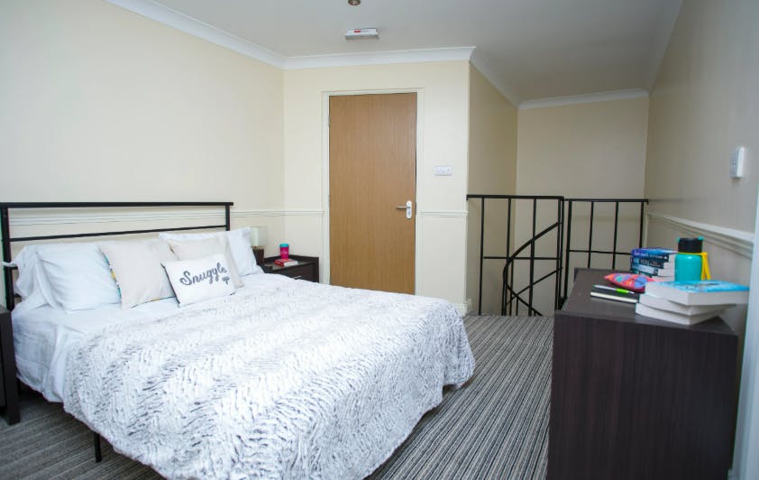 truro-sheffield-sheffield-Deluxe Room