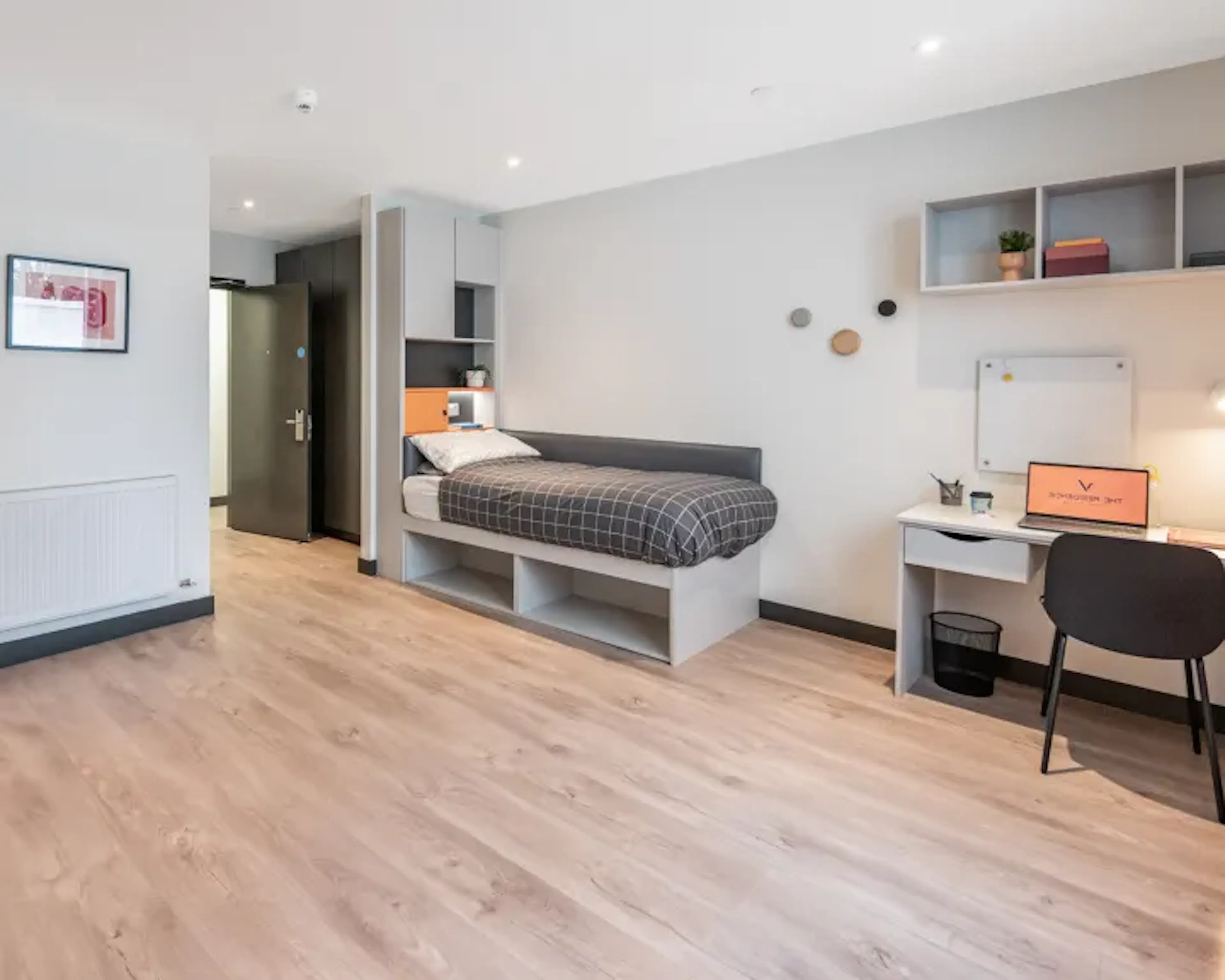 Deluxe Ensuite - 4 Bedroom Apartment ROOM 4