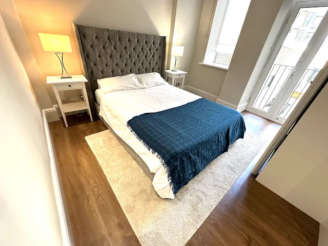 Deluxe Room room image 1