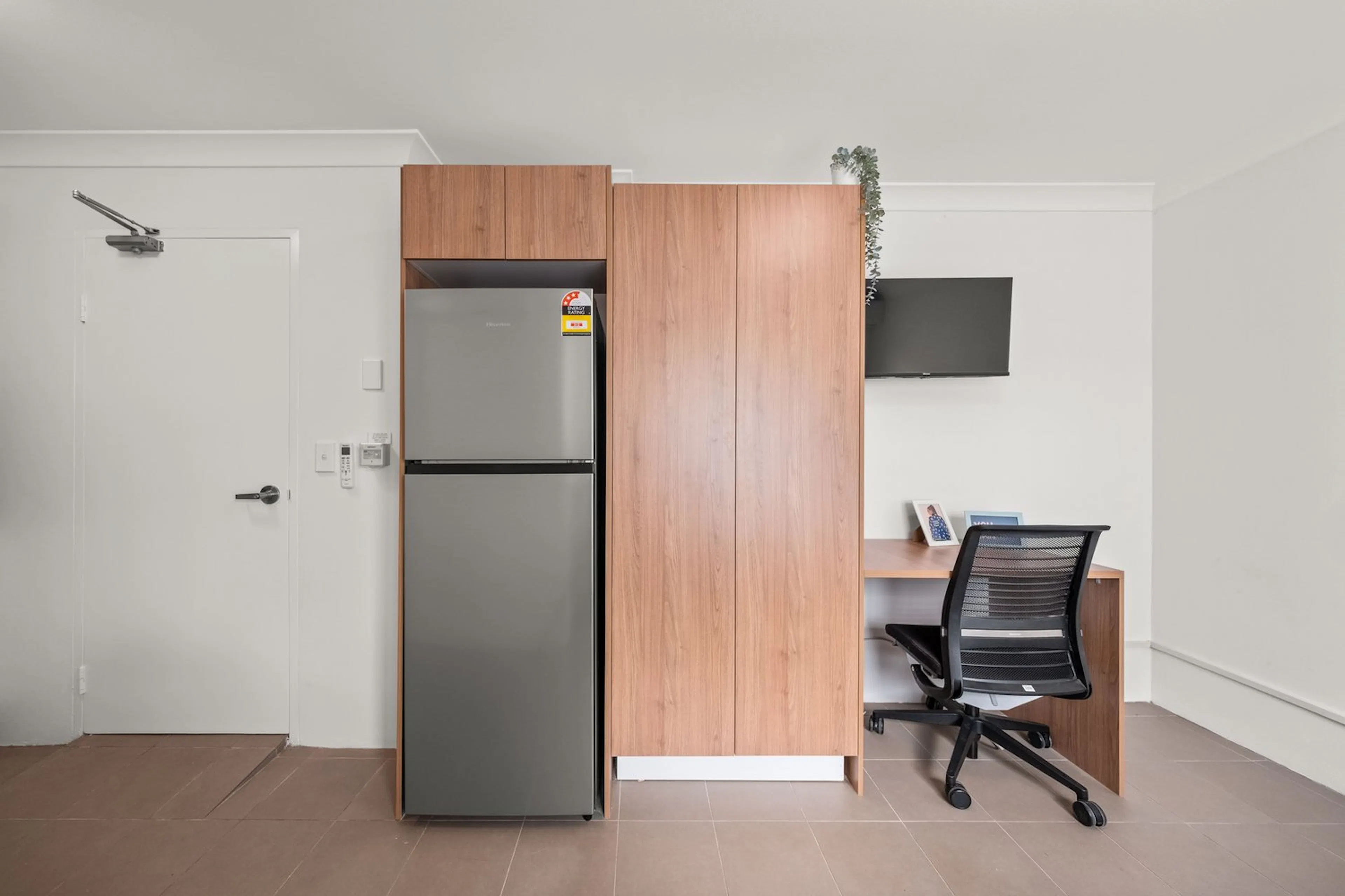Deluxe Single Studio ROOM 1