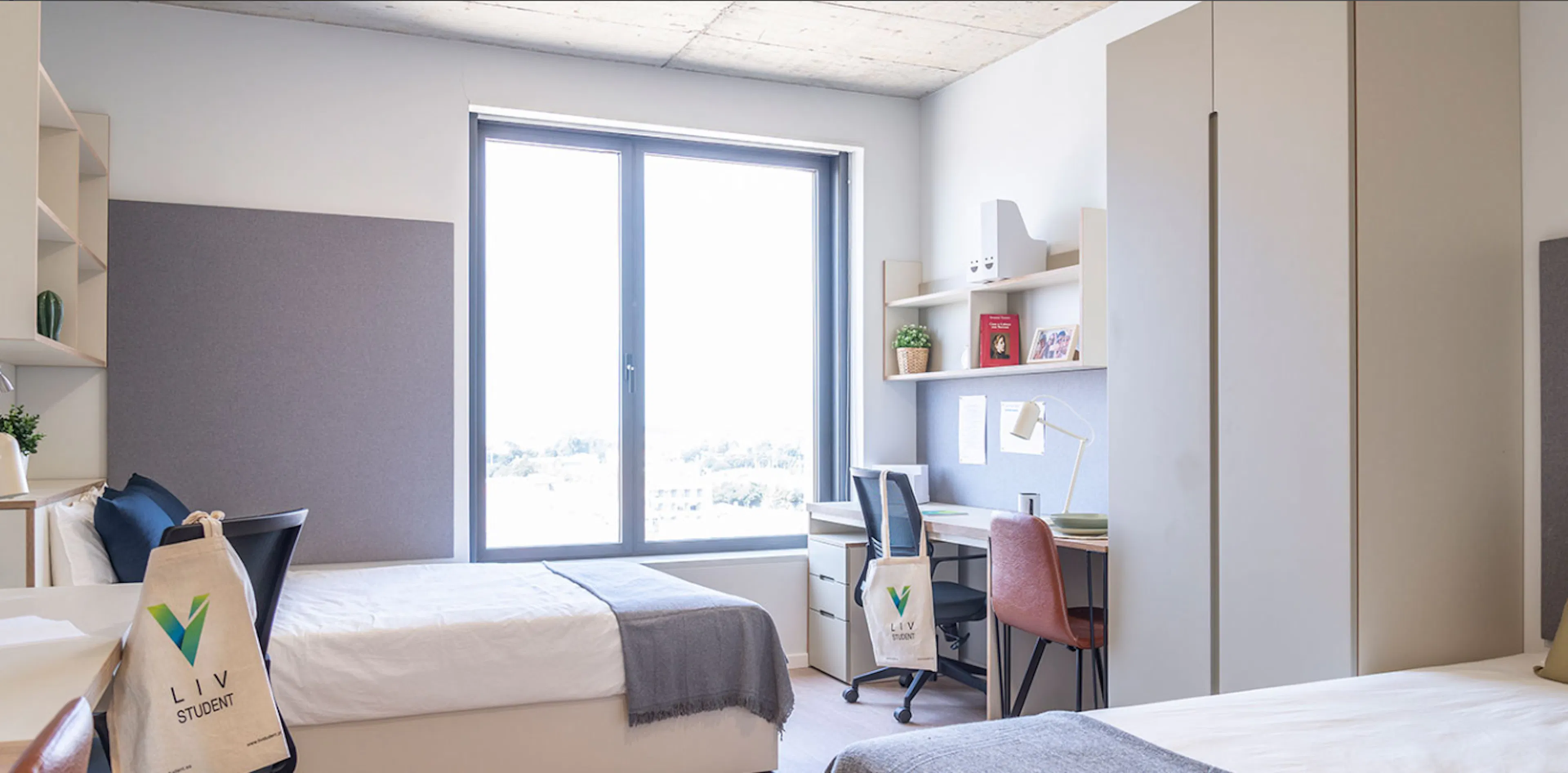 ROOM ROOM 2