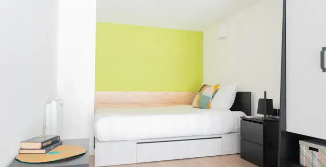 Duplex room image 1