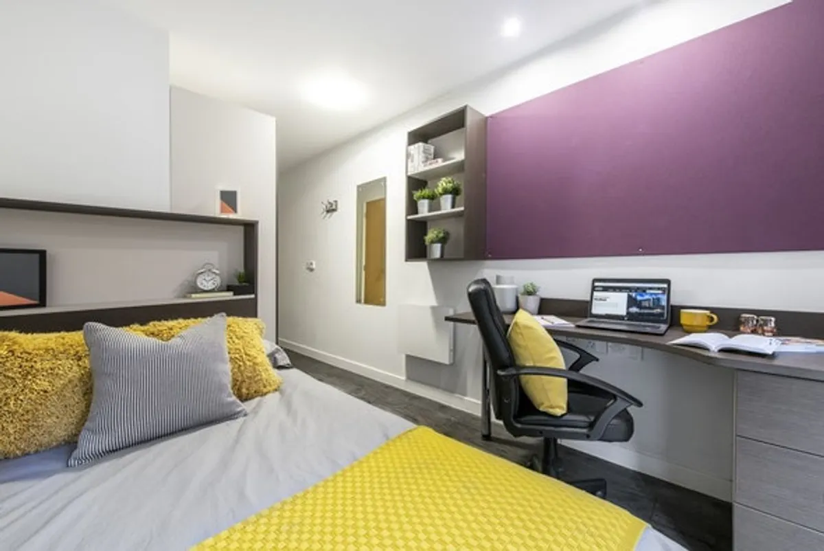 Ensuite ROOM