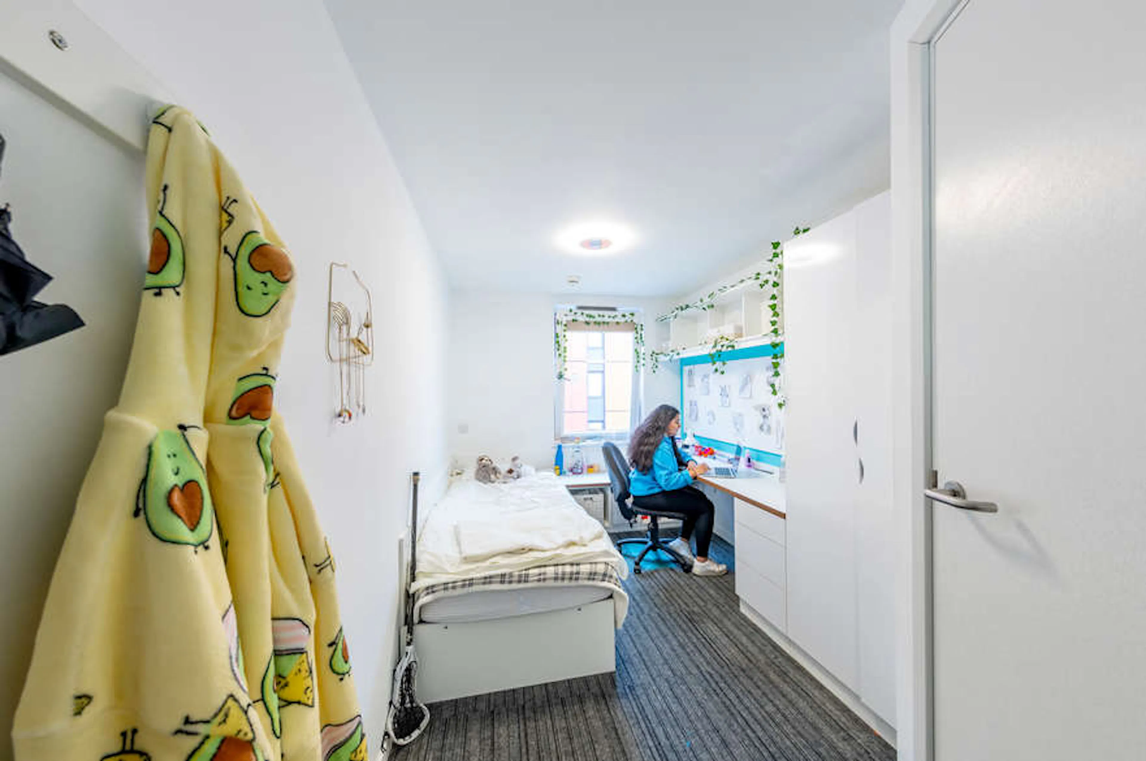 ROOM ROOM 3