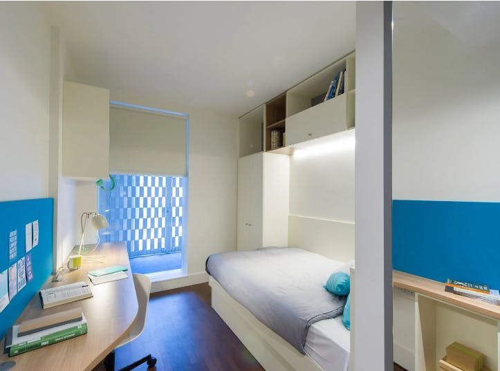Economy En Suite