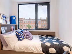 glassworks-1-bristol-Skyline Bronze En Suite