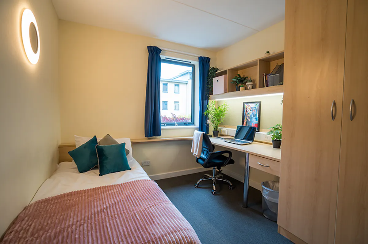 Standard Ensuite ROOM