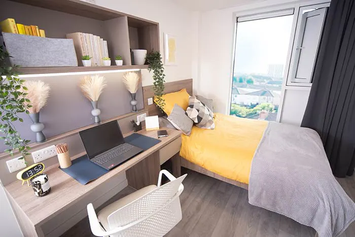 code-harper-road-coventry-Riverside Ensuite Rooms Floor 3-4