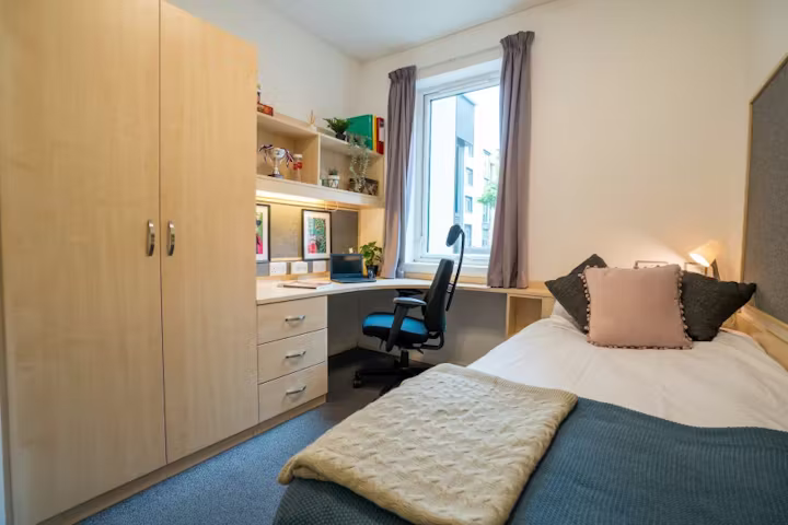 new-hall-nottingham-Standard Ensuite -1