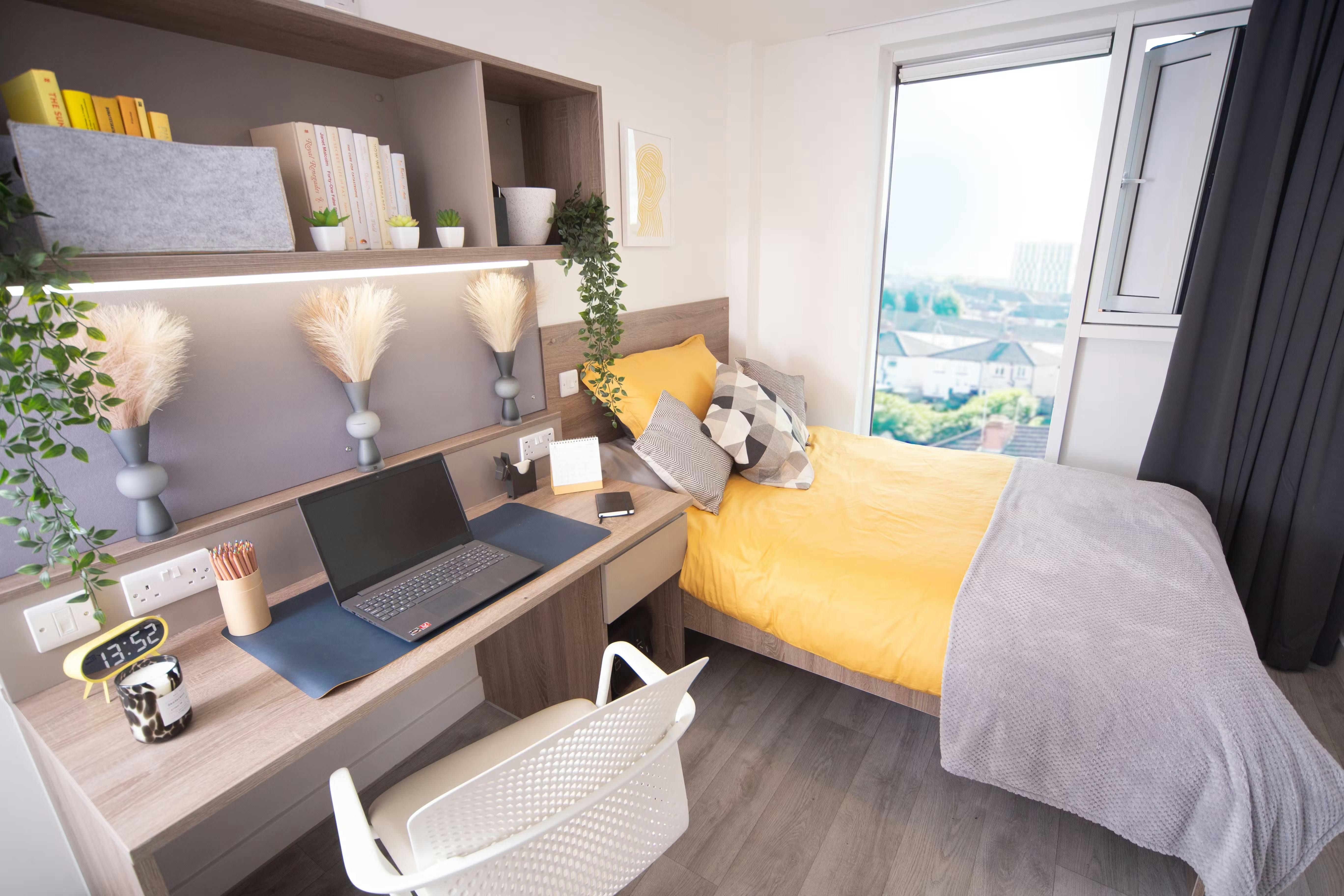 code-harper-road-coventry-En-suite Room G-1