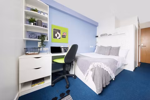 liberty-village-edinburgh-ROOM