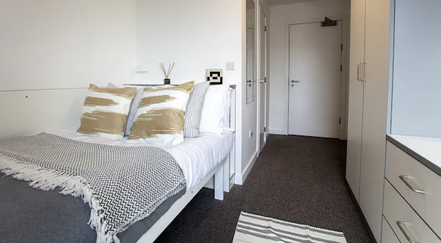 Standard room image 1