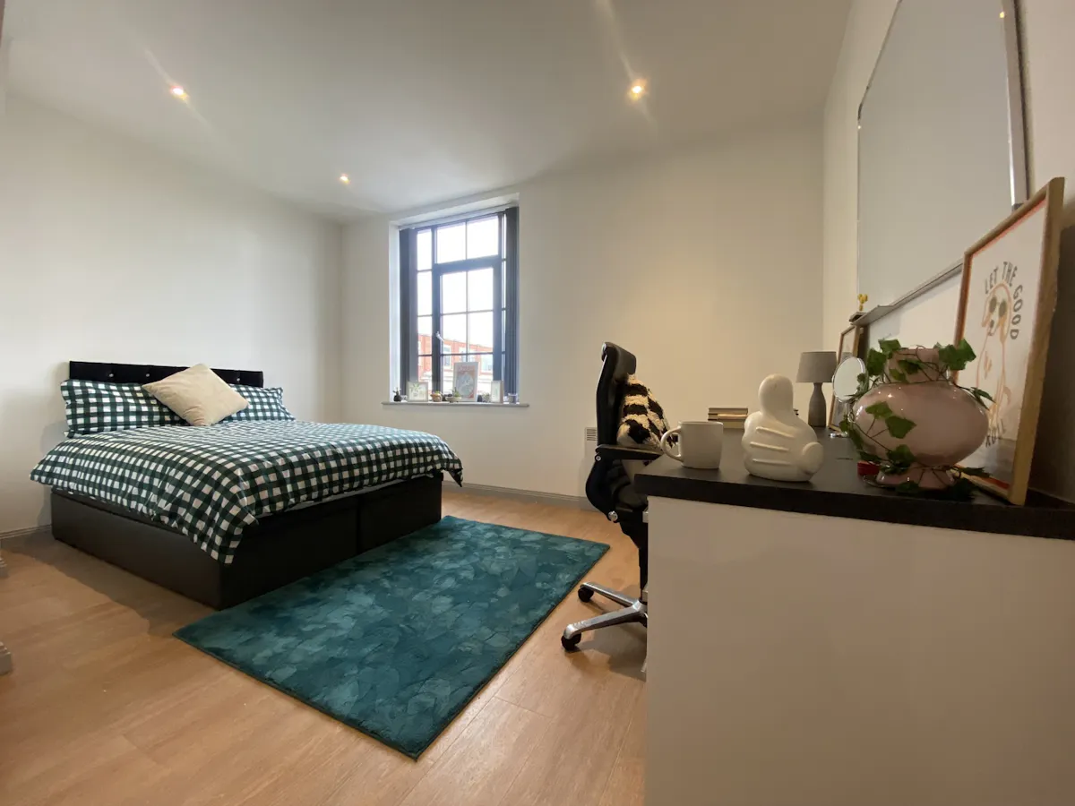 Gold Studio ROOM