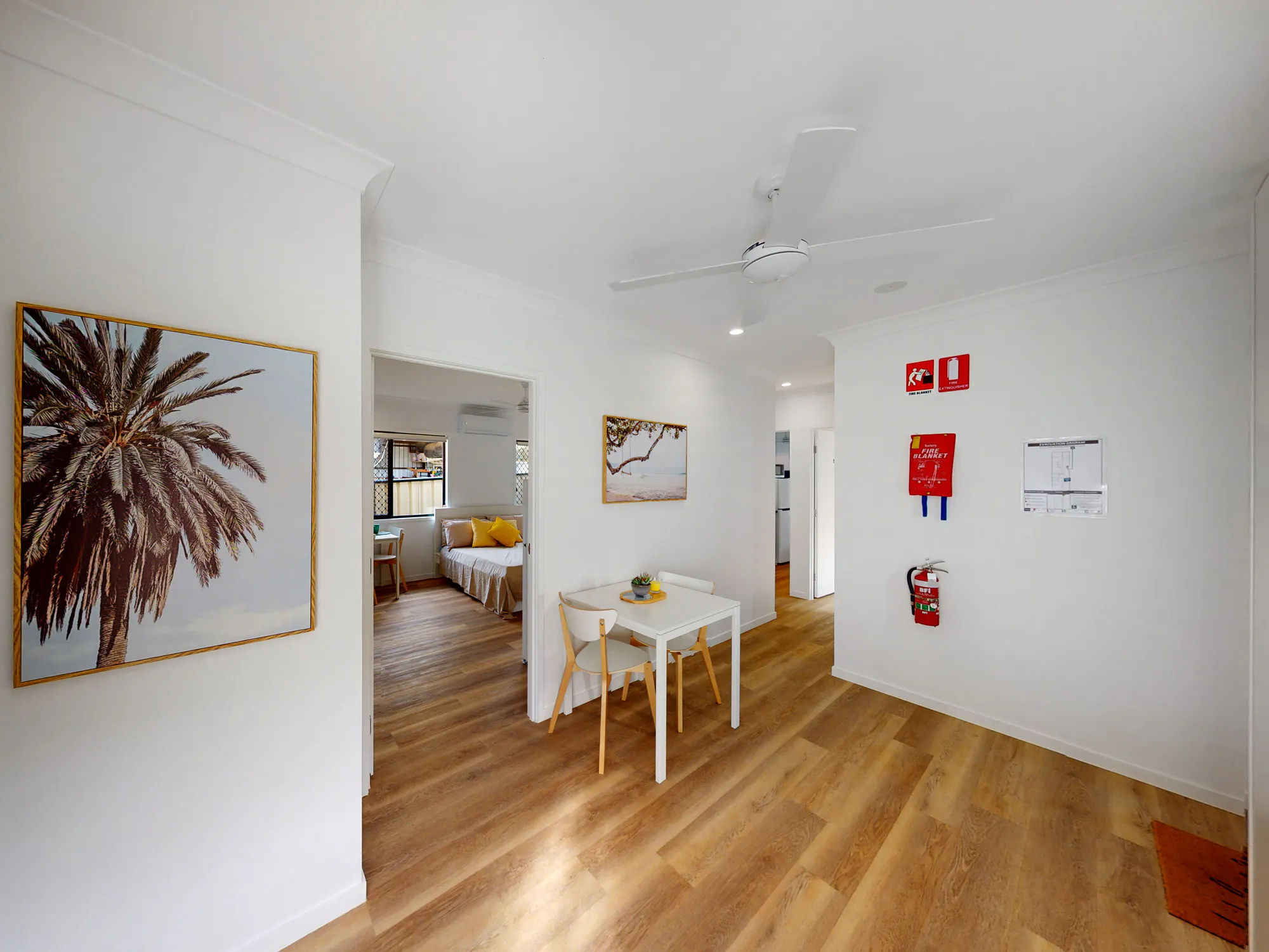 1 Bedroom Apartment ROOM 1