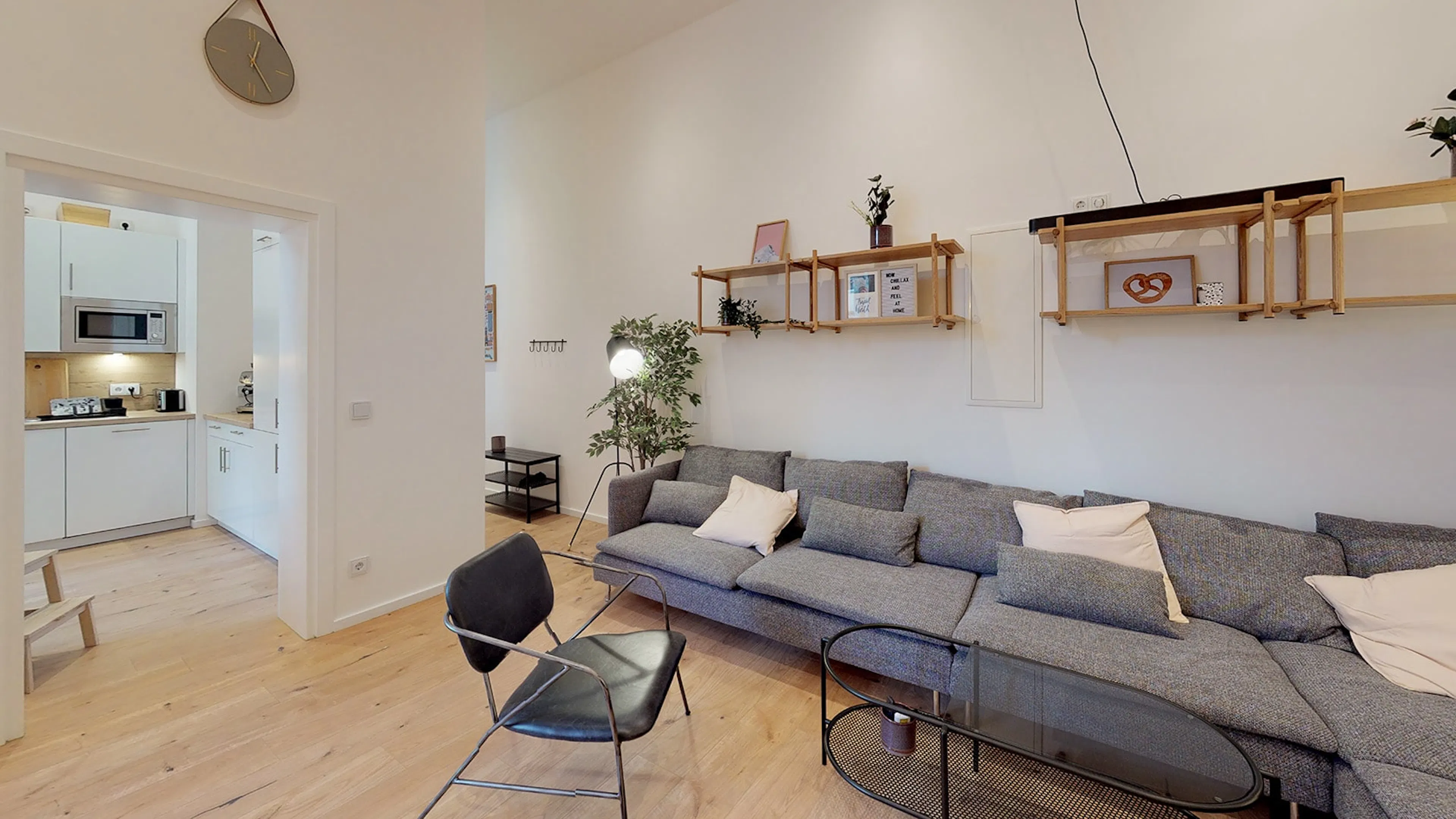 ROOM ROOM 1