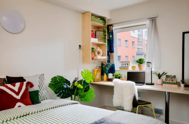 2 Bed Flat