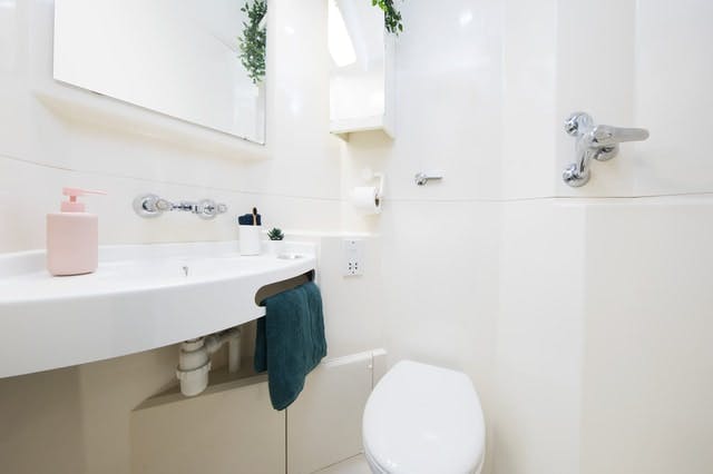 Studio Small Standard Double