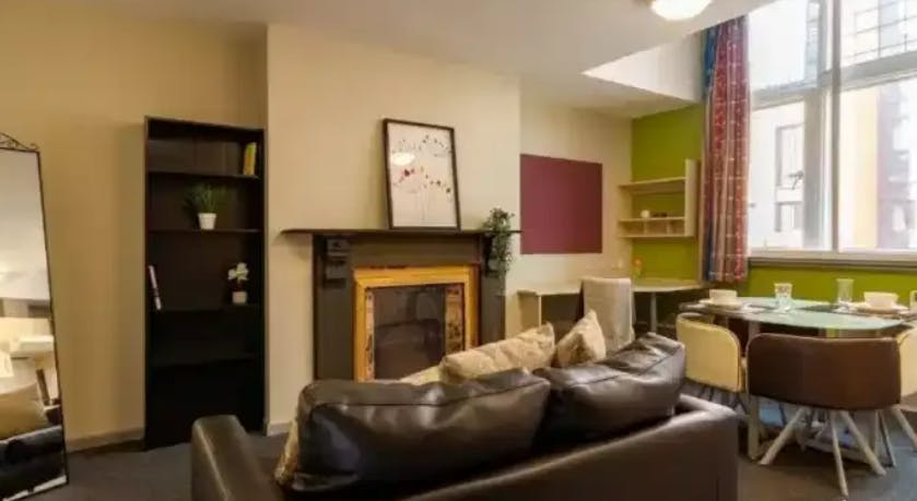 Gold 1-Bed Apartment