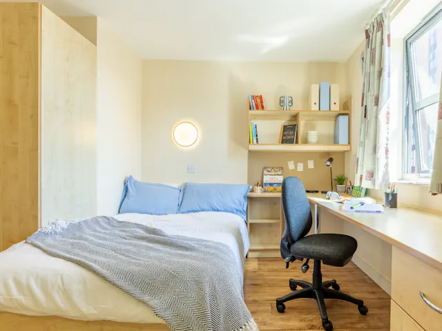 Gold En Suite room image 1