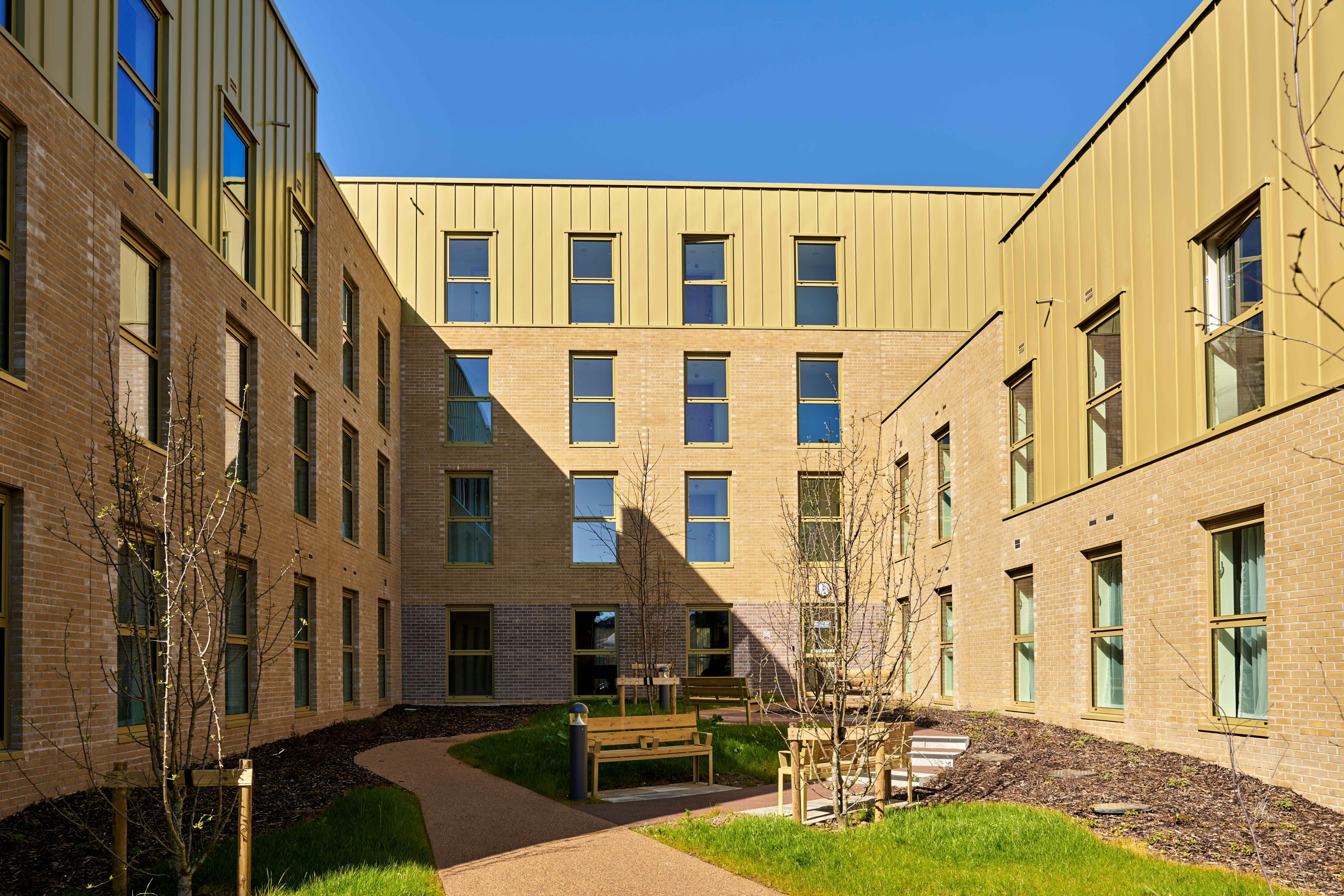 BUILDING