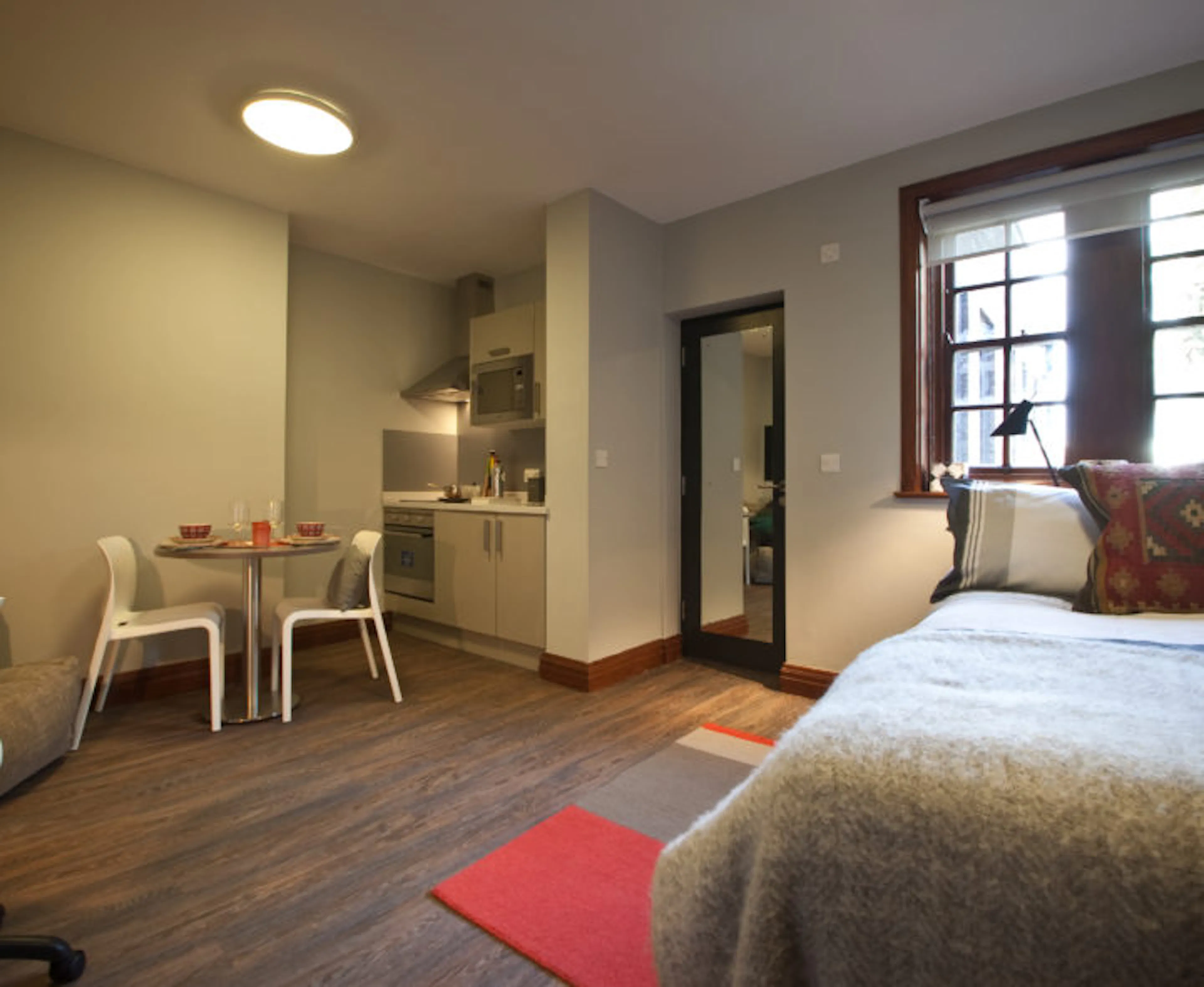 ROOM ROOM 4