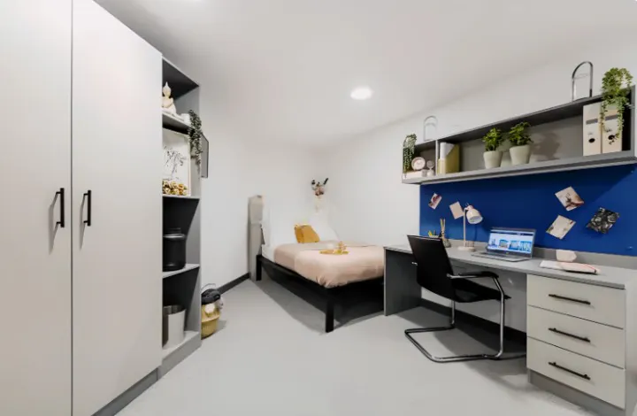 Ground Floor Bronze Studio