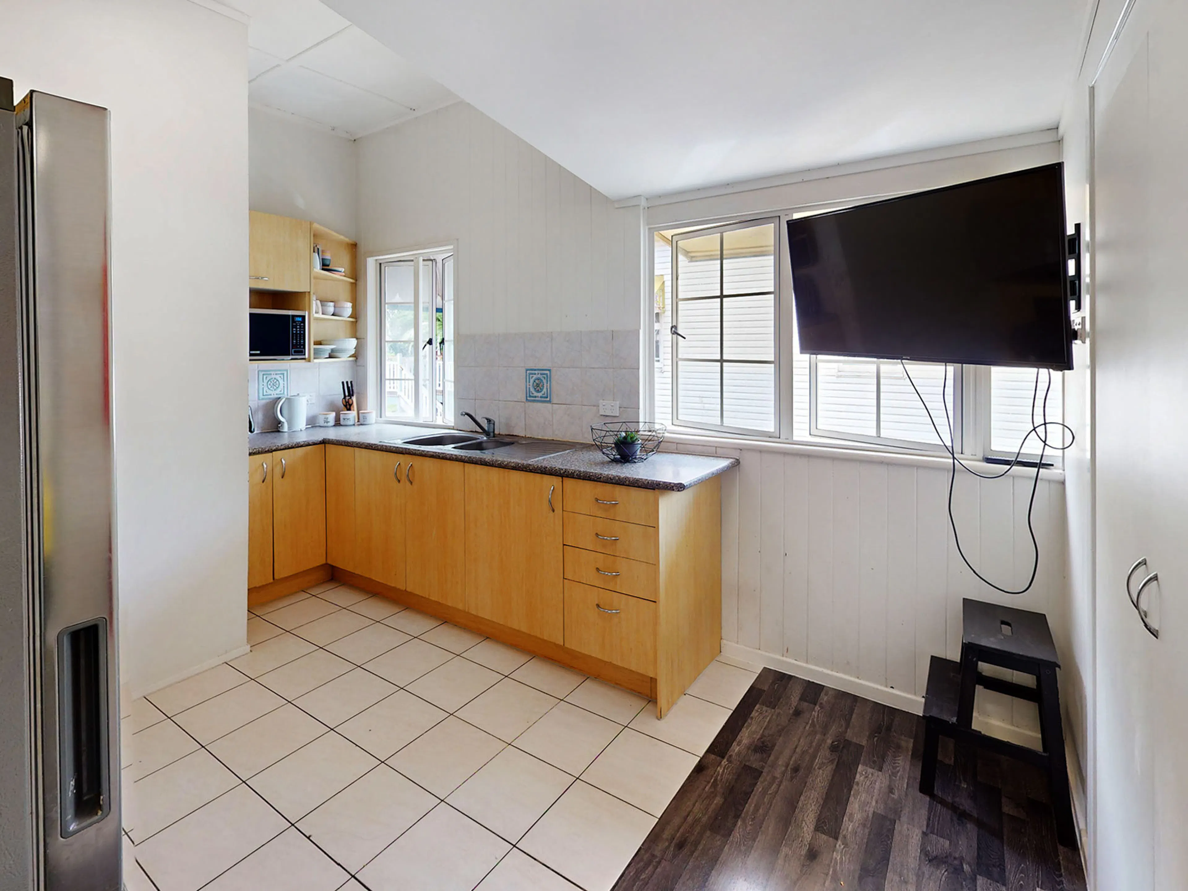 Executive Room KITCHEN 1