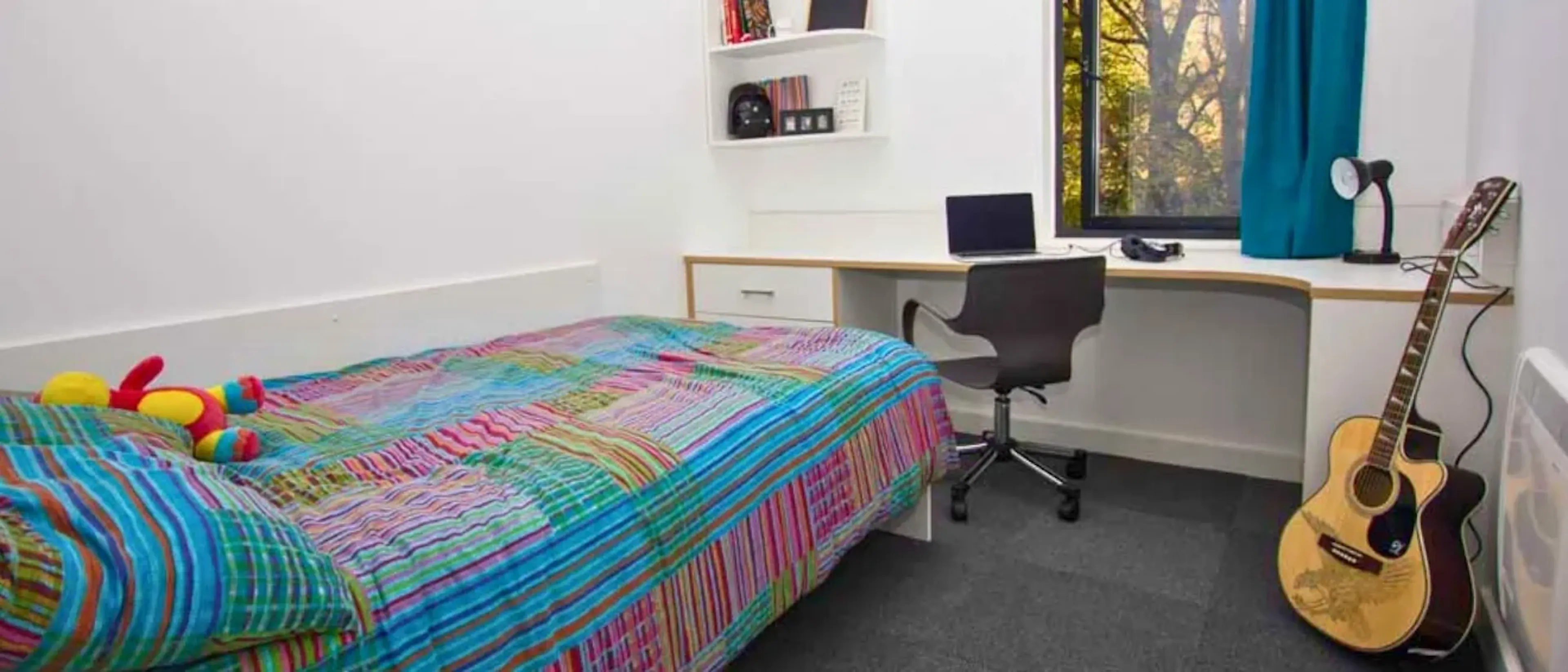 Gold En-Suite ROOM 1
