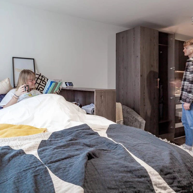 true-newcastle-opto-newcastle-Premium Studio