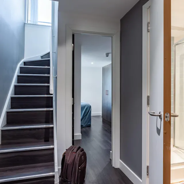 Duplex Studio room image 2
