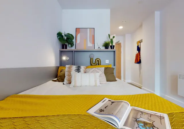 Gold Studio room image 1