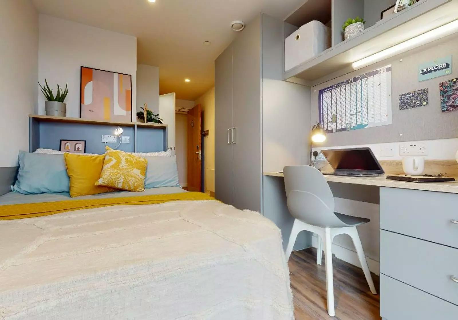 Bronze En Suite Plus