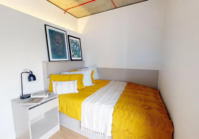 Platinum Studio room image 1