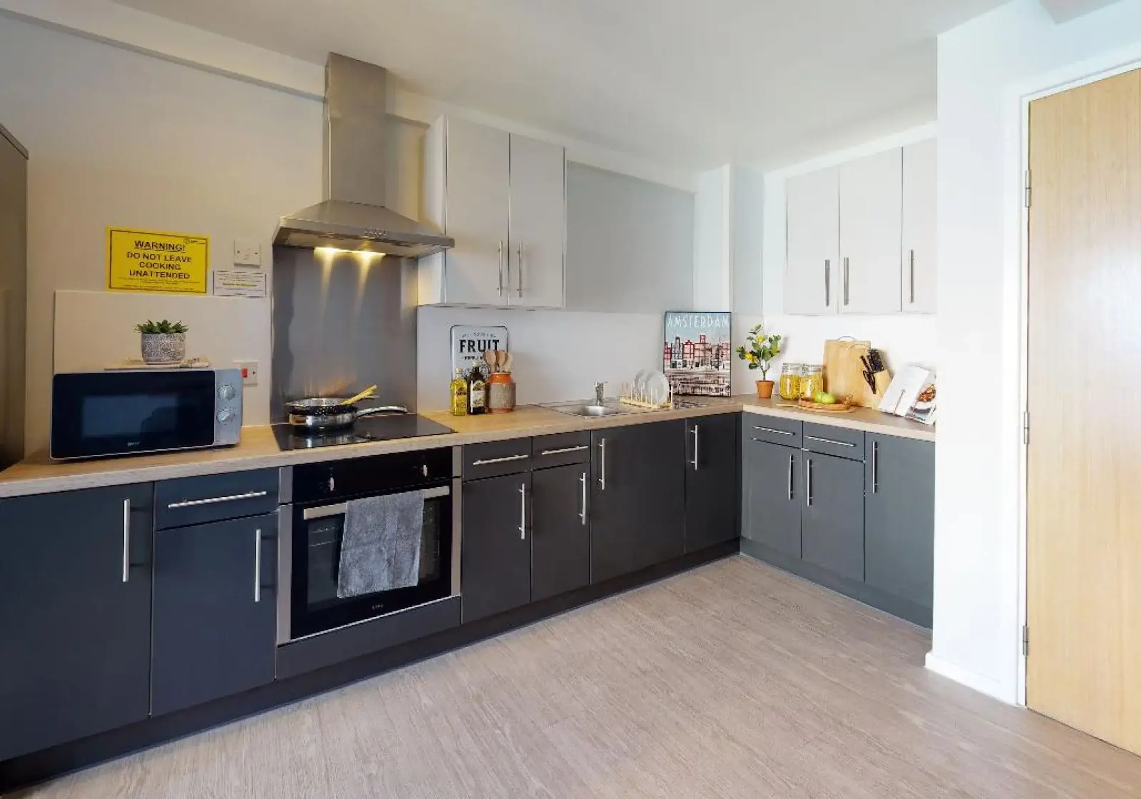 Gold En Suite KITCHEN 4