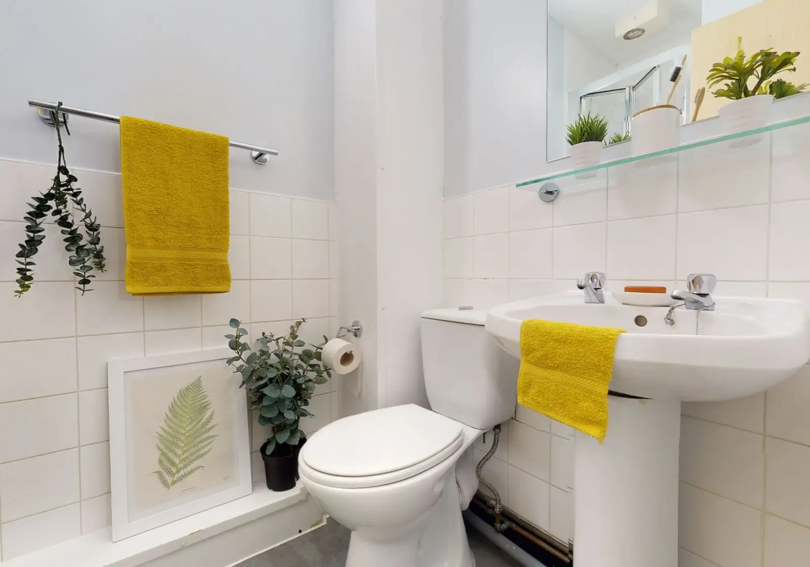Gold En Suite